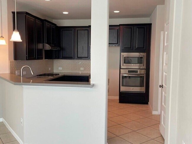 Foto del edificio - Fabulous 4-bedroom duplex in the heart of Lakeway!