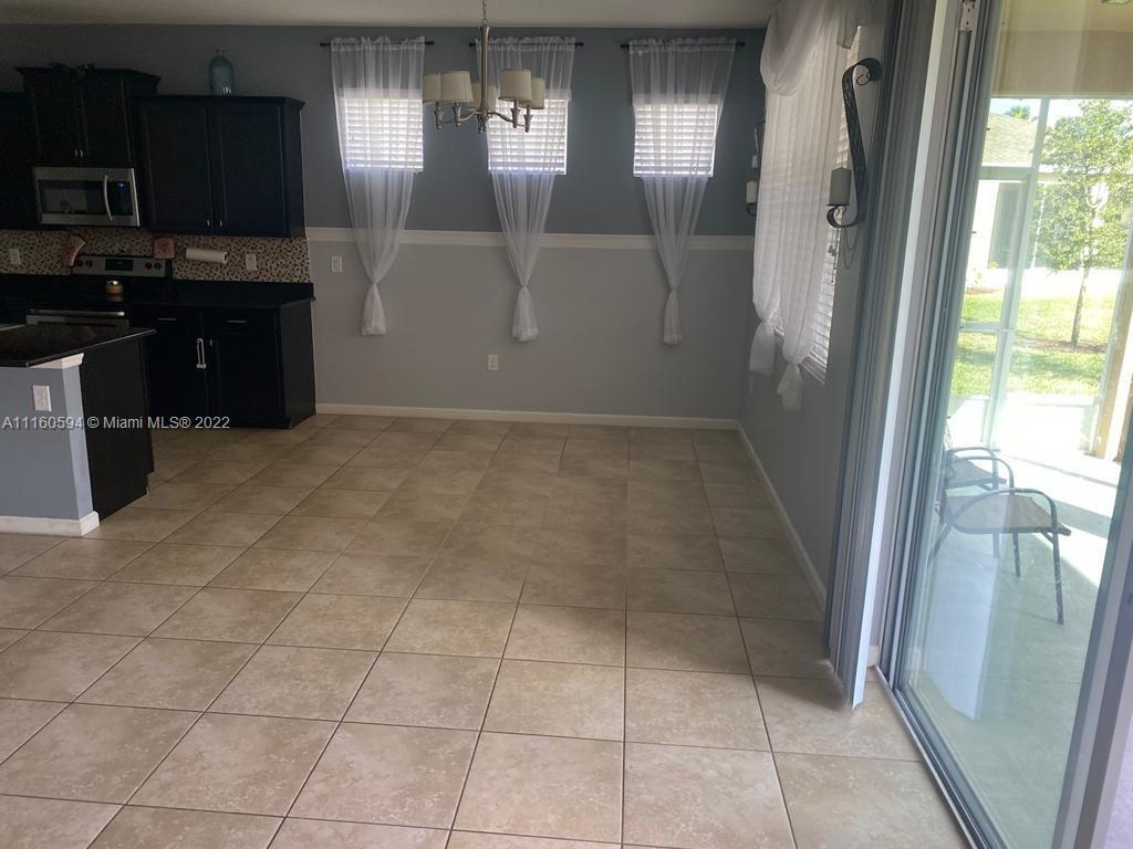 Foto del edificio - 2317 Trail Ridge Ct