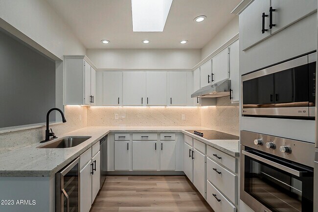Foto del edificio - 7272 E Gainey Ranch Rd
