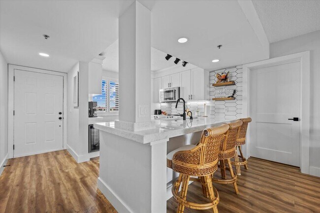 Foto del edificio - 201 S Seas Dr