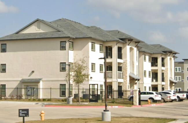 Building Photo - 5502 Henderson