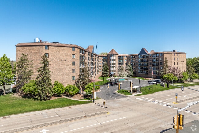 Building Photo - Kenzington Condominiums