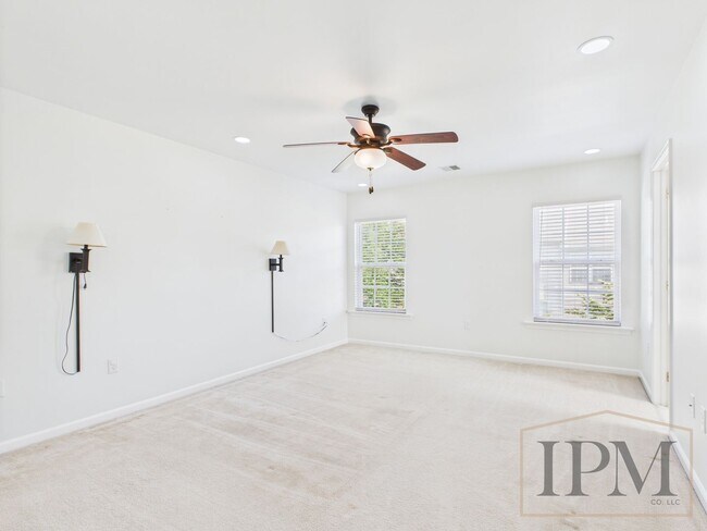 Foto del edificio - Coming Soon - 3 Bedroom Home in Dallastown...