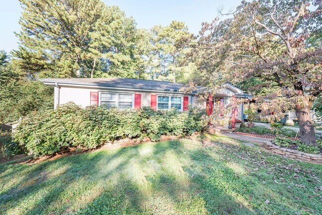 Frente - 4001 Scarlett Ln