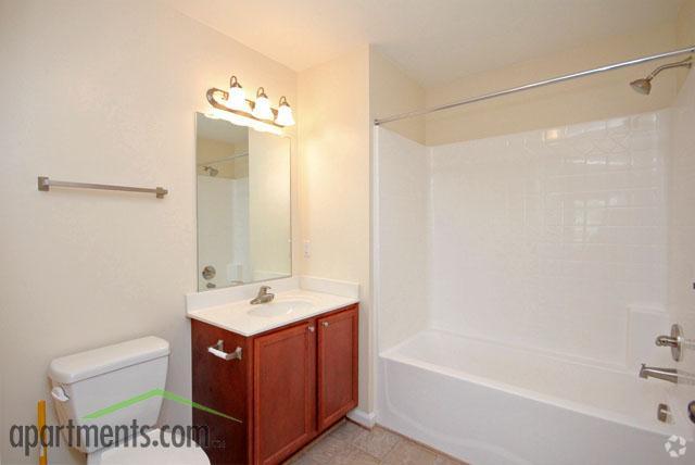 Bathroom - Heritage Forest I
