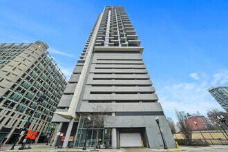 Building Photo - 235 W Van Buren St