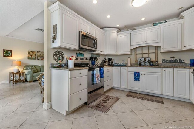 Foto del edificio - 3541 NE Ocean Blvd