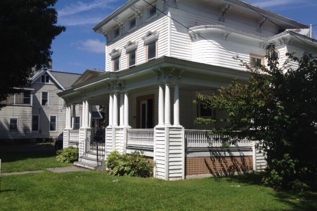 Building Photo - 214 W Thomas St
