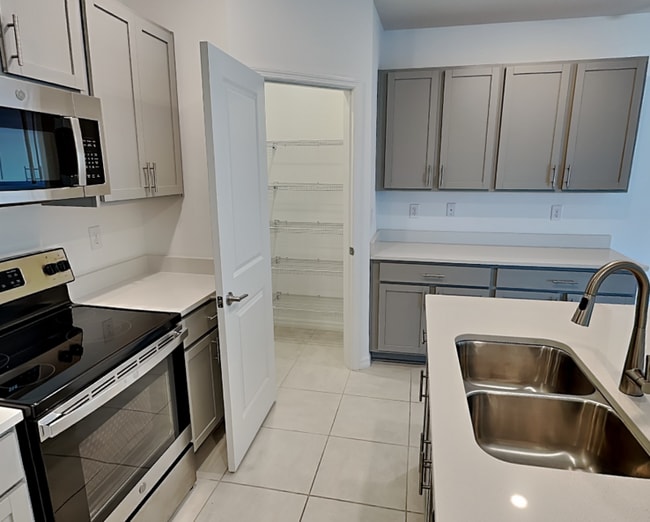 Building Photo - 76 Citrine Lp