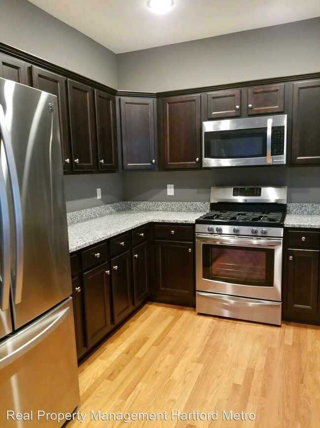 Building Photo - 2 br, 2.5 bath House - 26 Brighton Park Way