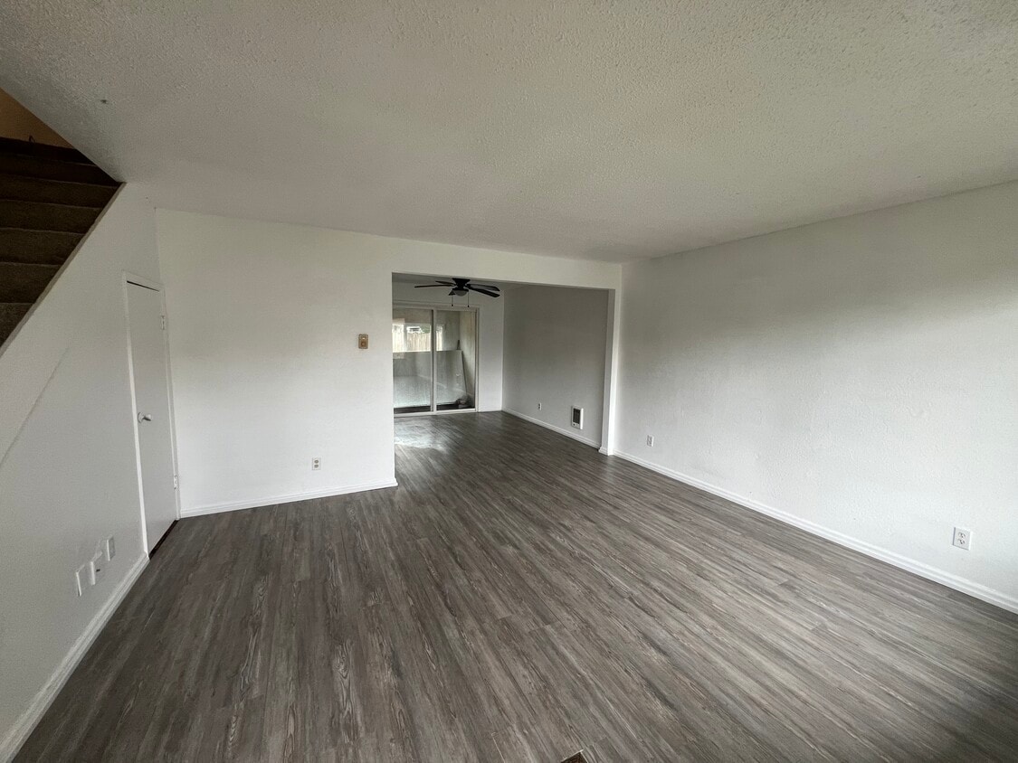 Foto principal - 3901-3912 12th St SW