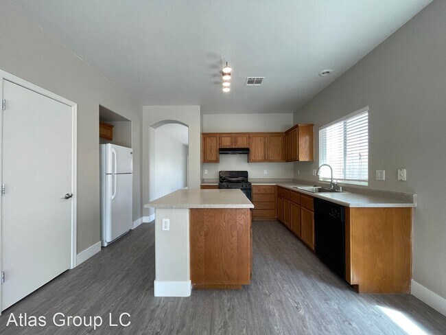 Building Photo - 3 br, 2 bath House - 6413 Sierra Sands