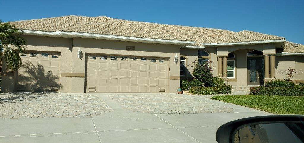 Primary Photo - 3911 Crooked Island Dr