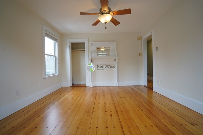 Building Photo - 21 Plainfield St