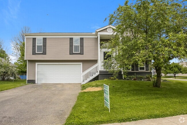 Building Photo - 6252 Tanbark Ct