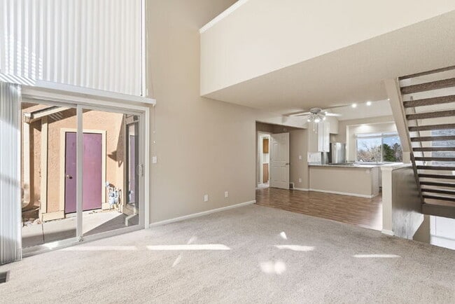 Foto del edificio - Updated 3-Bedroom Condo with Granite Kitchen in Low-Maintenance Community