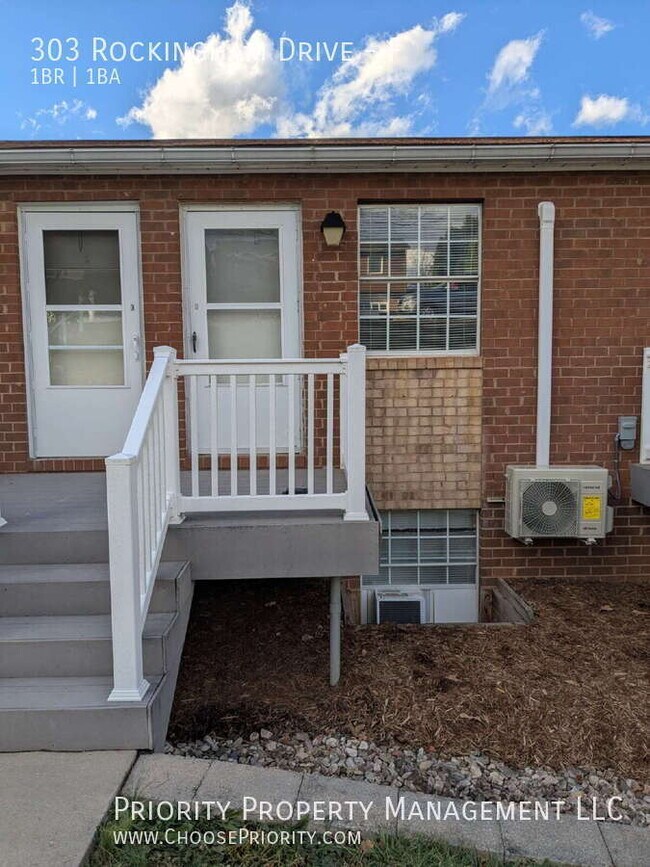 Building Photo - 303 Rockingham Dr