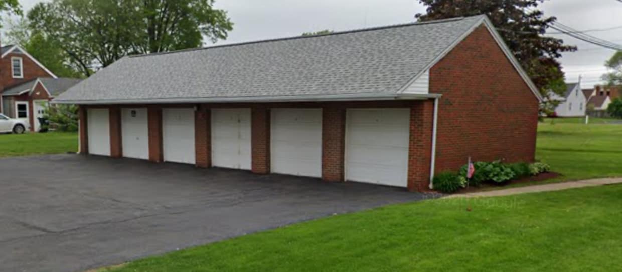 Building Photo - 303 Whipple Ave NW