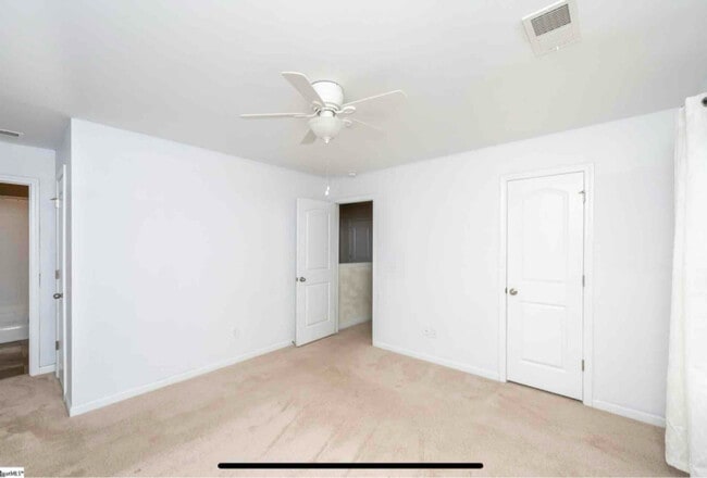 Building Photo - 328 Promised Land Dr