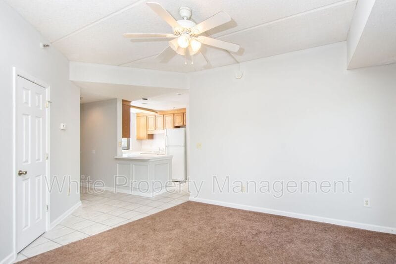 Primary Photo - 211 Heritage Blvd