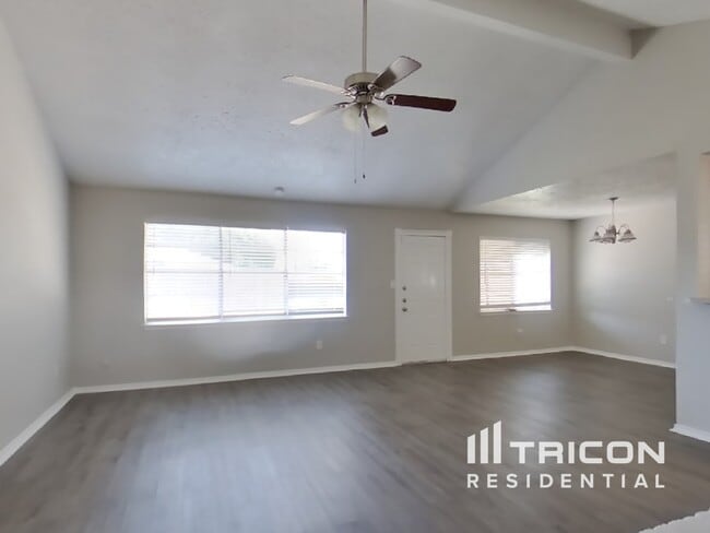 Building Photo - 16319 Silver Sky Ln