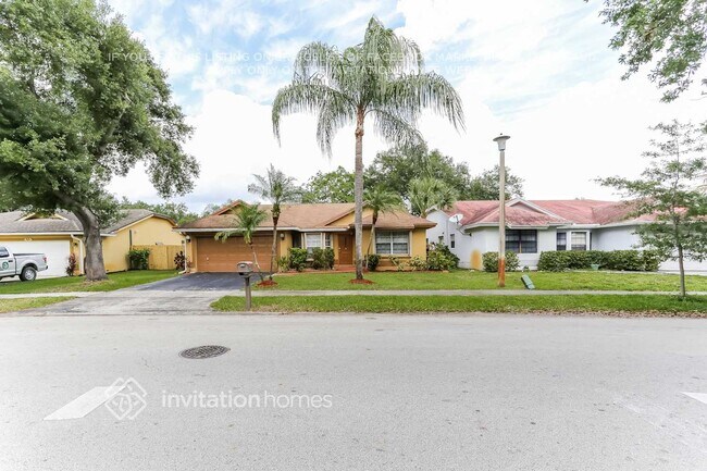 Foto del edificio - 9575 NW 25th Ct