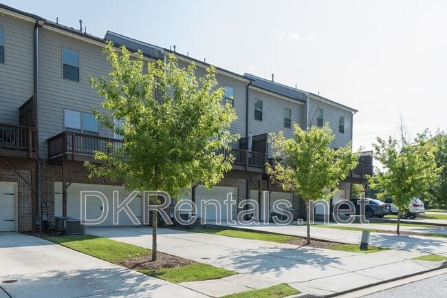 Building Photo - 2182 Talmai Dr