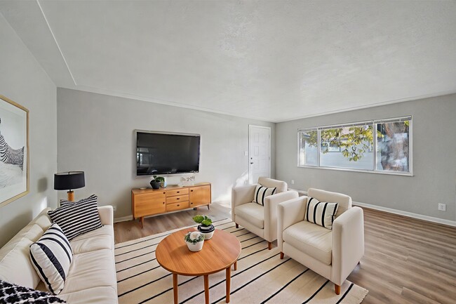 Foto del edificio - 741 Emporia St