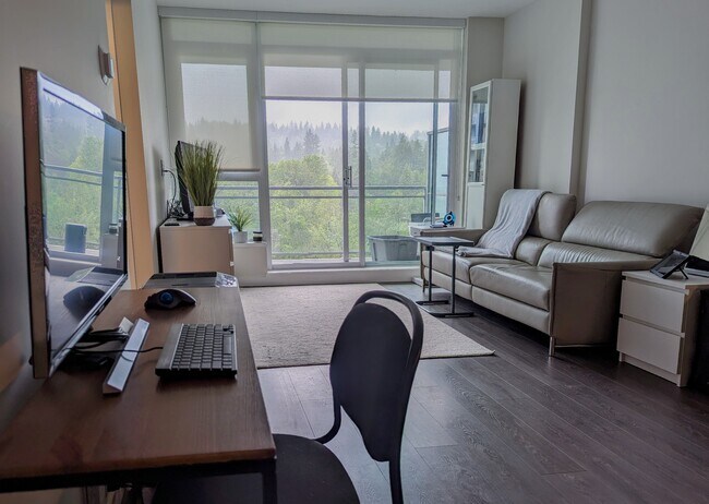 Photo du bâtiment - 305 Morrissey Rd