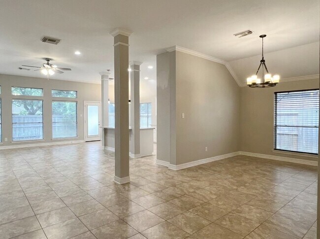 Foto del edificio - 3207 Ivy Bend Dr