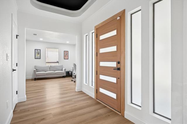 Foto del edificio - 6030 Blue Mist Ln