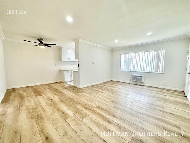 Foto del edificio - 6025 Whitsett Ave