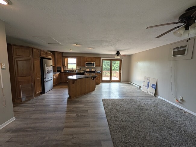 Foto del edificio - 335 Cornertown Rd
