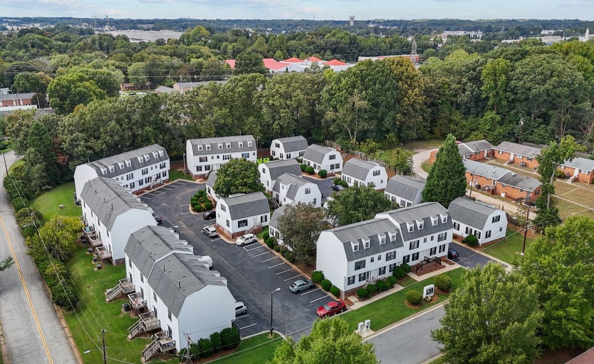 Foto principal - 1026 Fir Pl