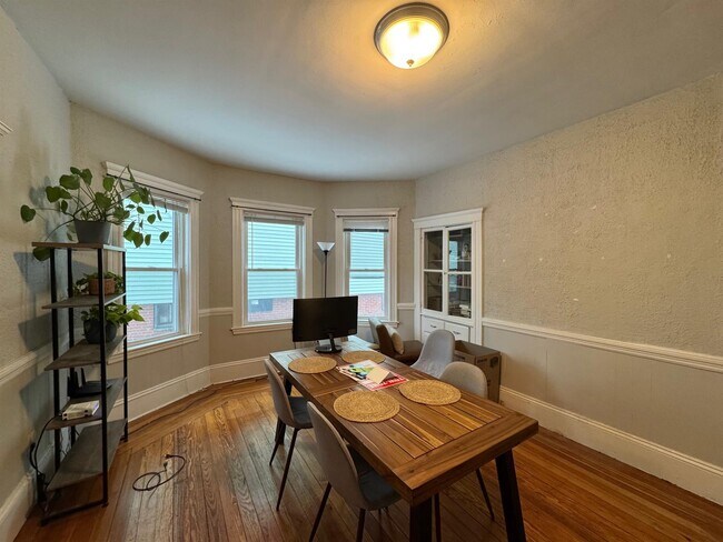 Foto del edificio - 22 Spencer Ave