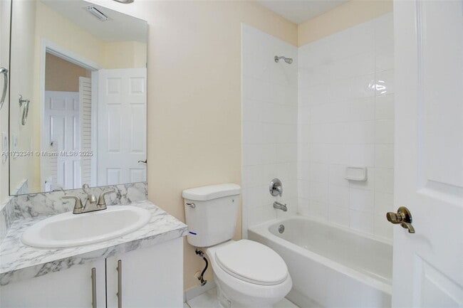 Photo - 2205 SE 23rd Rd House