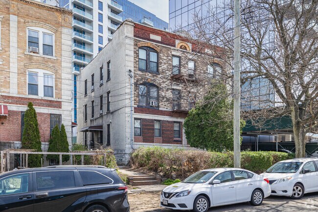 Building Photo - 3351 &-3353 Prince St