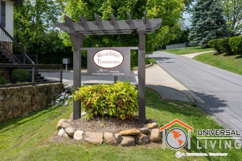 Foto principal - Miller Street Townhomes