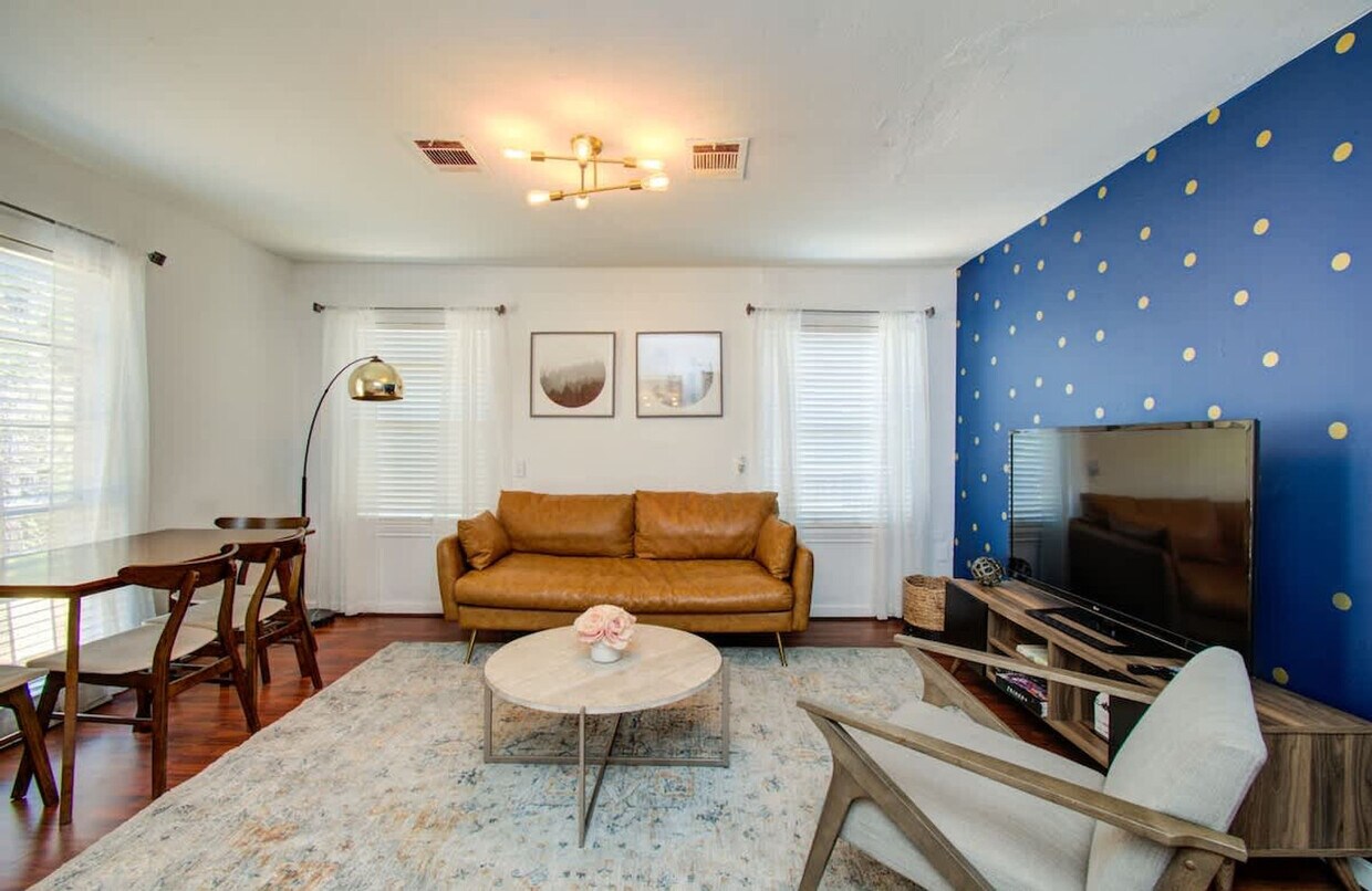 Foto principal - 6609 Teluco St