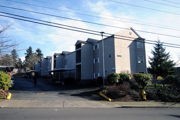 Building Photo - 1811 E Reserve St