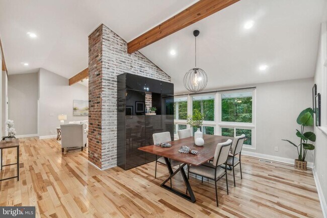 Foto del edificio - 14608 Brookmead Dr