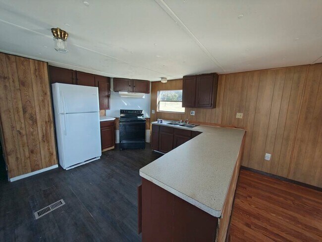 Foto del edificio - 133 Private Rd 3376G