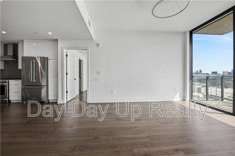 Photo - 788 W Marietta St Nw