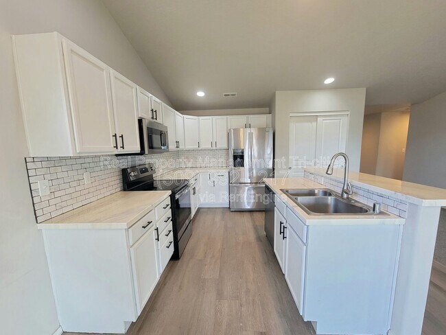 Foto del edificio - 6206 Maryhill Ln