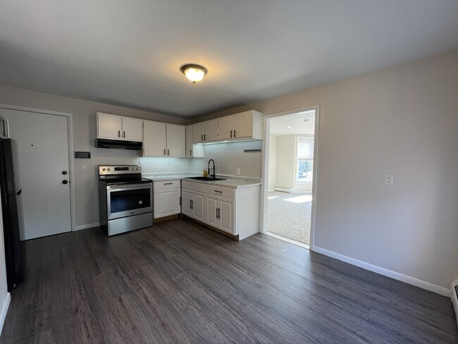 Foto del edificio - 4359 Lake Ave