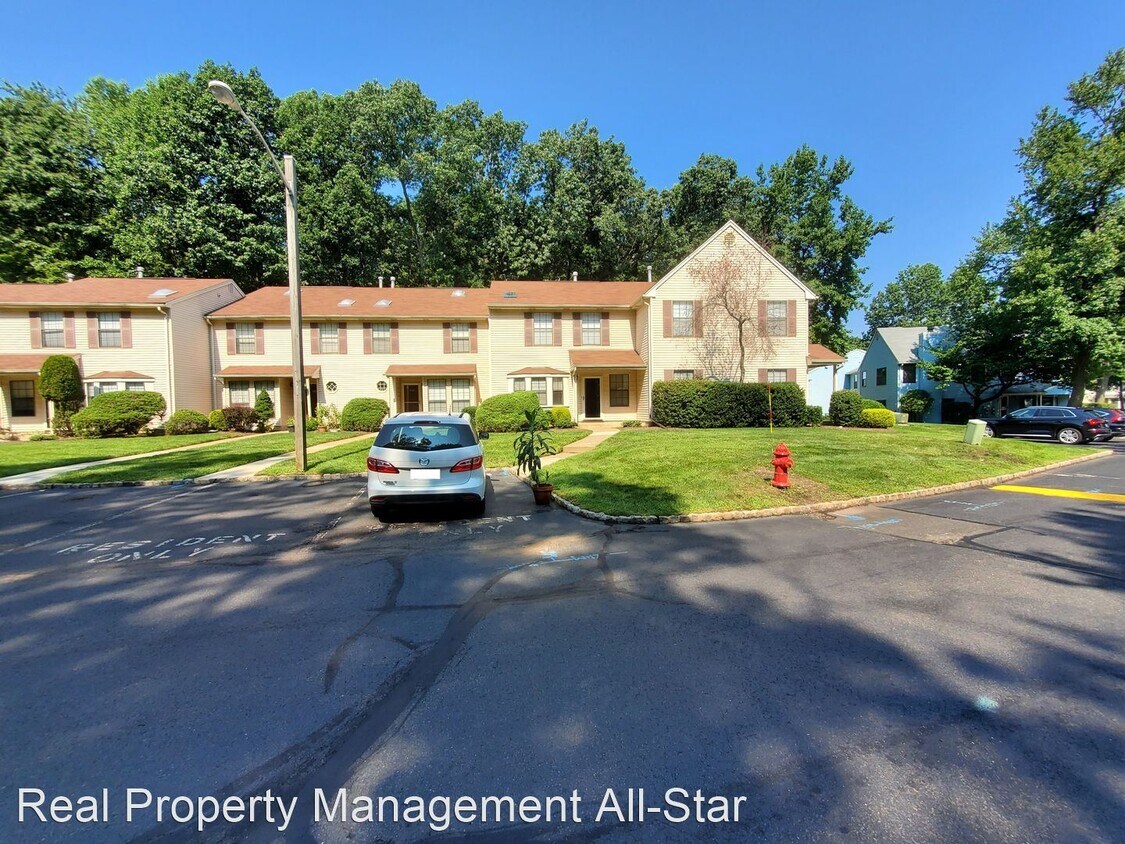 1207 Timber Oaks Rd, Edison, NJ 08820 House Rental in Edison, NJ