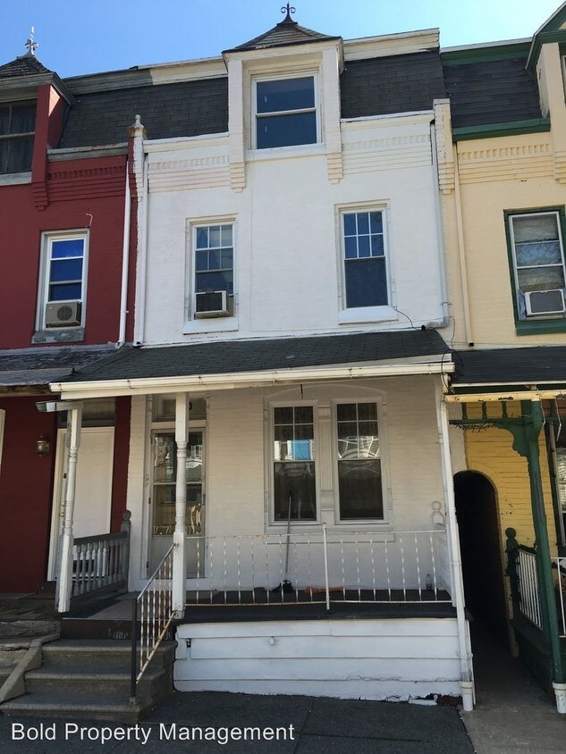 719 McKnight St, Reading, PA 19601 Room for Rent in Reading, PA