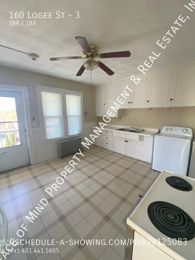 Building Photo - 1 bedroom/1 bath on 2nd floor for $1475 in...