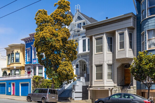 Alt. Exterior - 758 Haight St