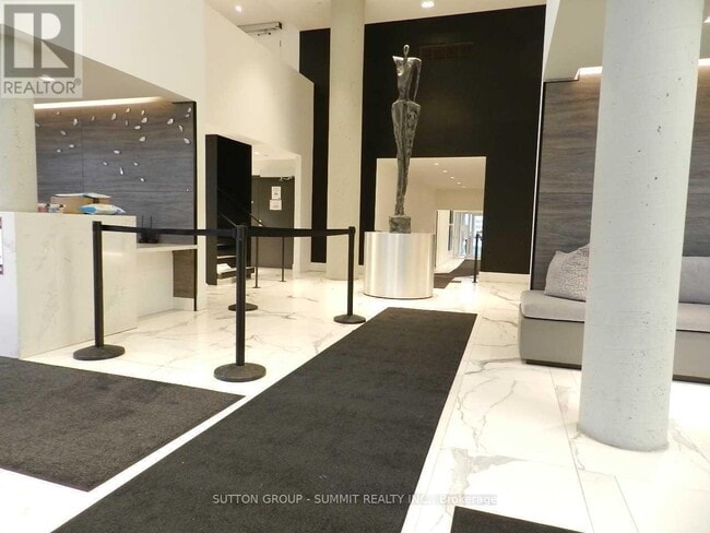 Building Photo - 2908 Hwy 7